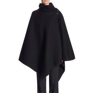 Chloe Iconic Buttoned Cape